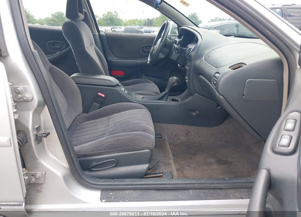 2002 PONTIAC GRAND PRIX GT VIN: 1G2WP52K82F242024