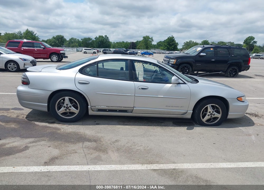 2002 PONTIAC GRAND PRIX GT VIN: 1G2WP52K82F242024