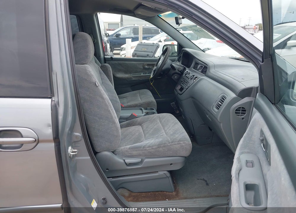 2002 HONDA ODYSSEY EX VIN: 2HKRL18682H522037