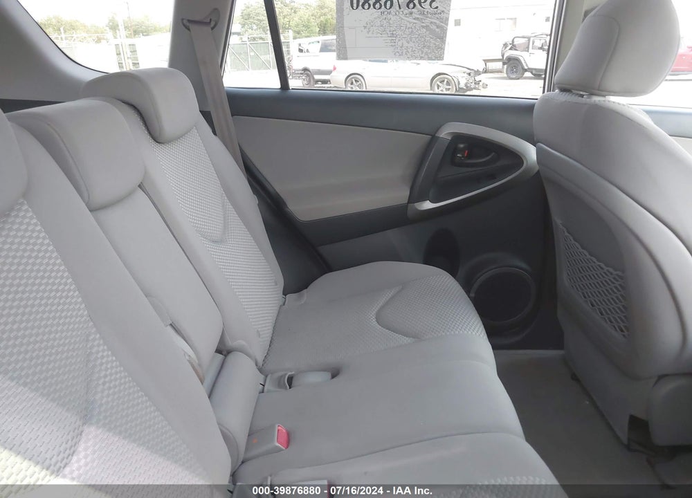 2008 TOYOTA RAV4 VIN: JTMBK31V586037004