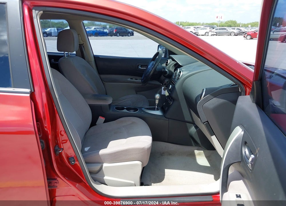 2013 NISSAN ROGUE S VIN: JN8AS5MT5DW546932