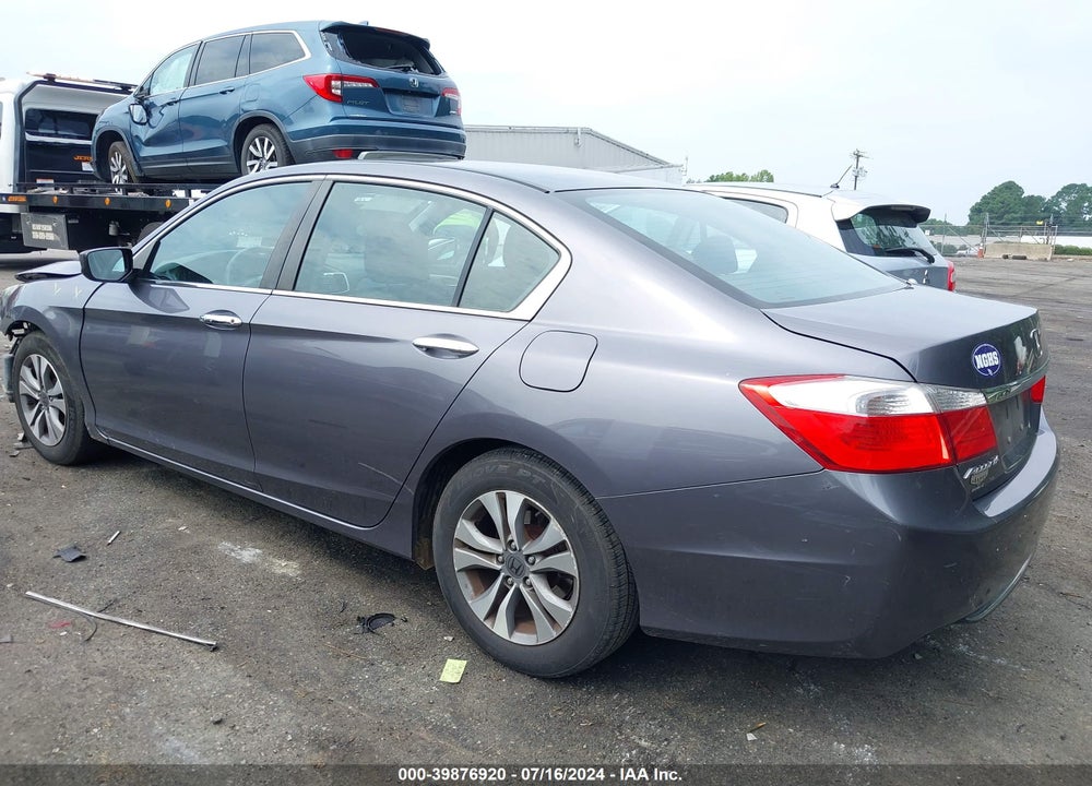 2015 HONDA ACCORD LX VIN: 1HGCR2F38FA207739