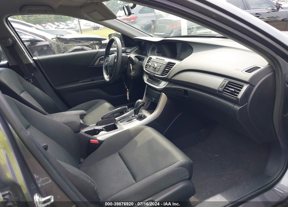 2015 HONDA ACCORD LX VIN: 1HGCR2F38FA207739