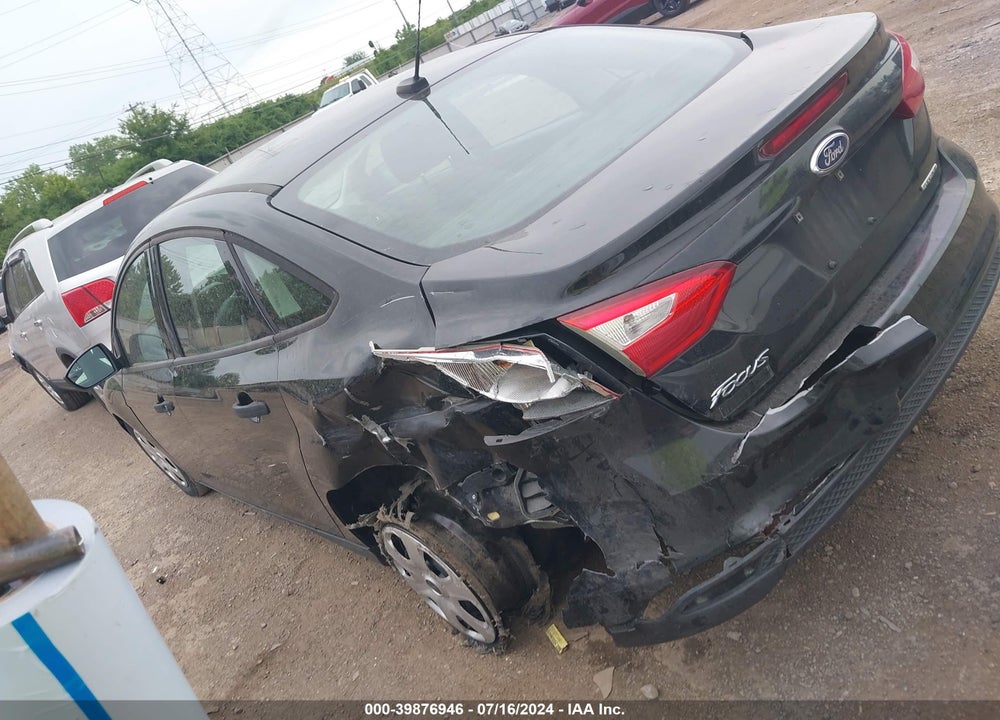 2012 FORD FOCUS S VIN: 1FAHP3E24CL391026