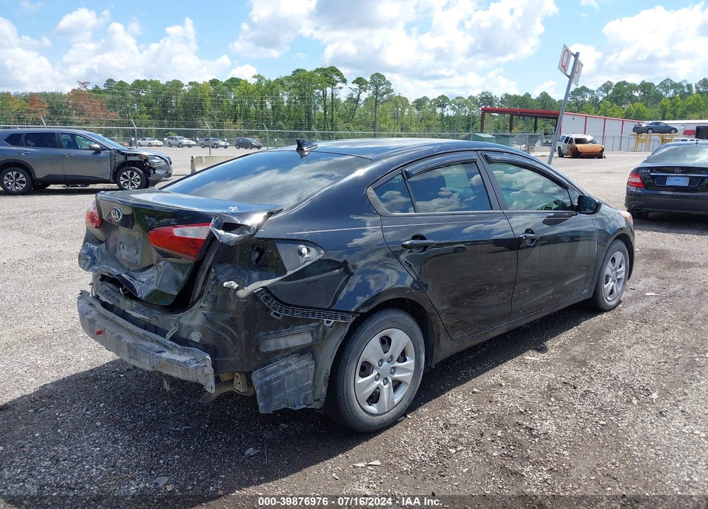 2015 KIA FORTE LX VIN: KNAFK4A66F5432843