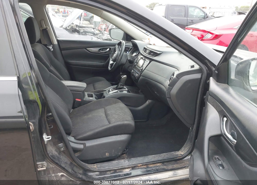 2017 NISSAN ROGUE SV VIN: KNMAT2MT5HP519513