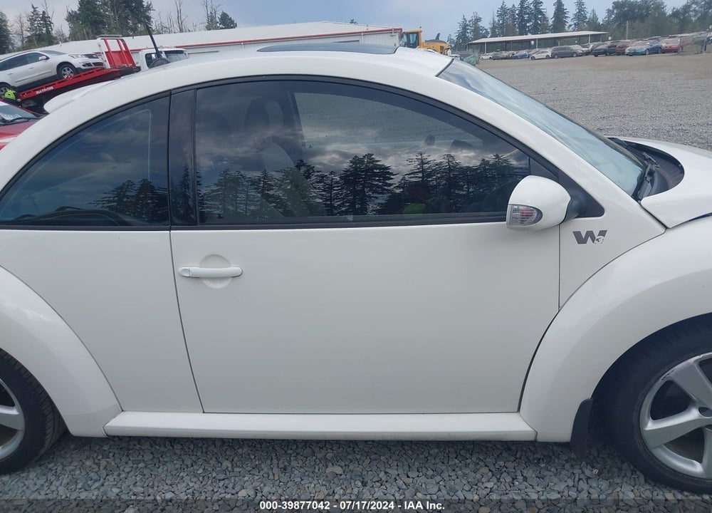 2008 VOLKSWAGEN NEW BEETLE BLACK TIE EDITION/TRIPLE WHITE VIN: 3VWFW31C18M512617
