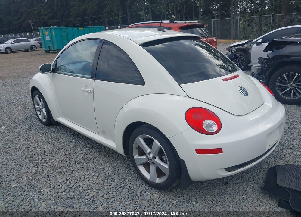 2008 VOLKSWAGEN NEW BEETLE BLACK TIE EDITION/TRIPLE WHITE VIN: 3VWFW31C18M512617