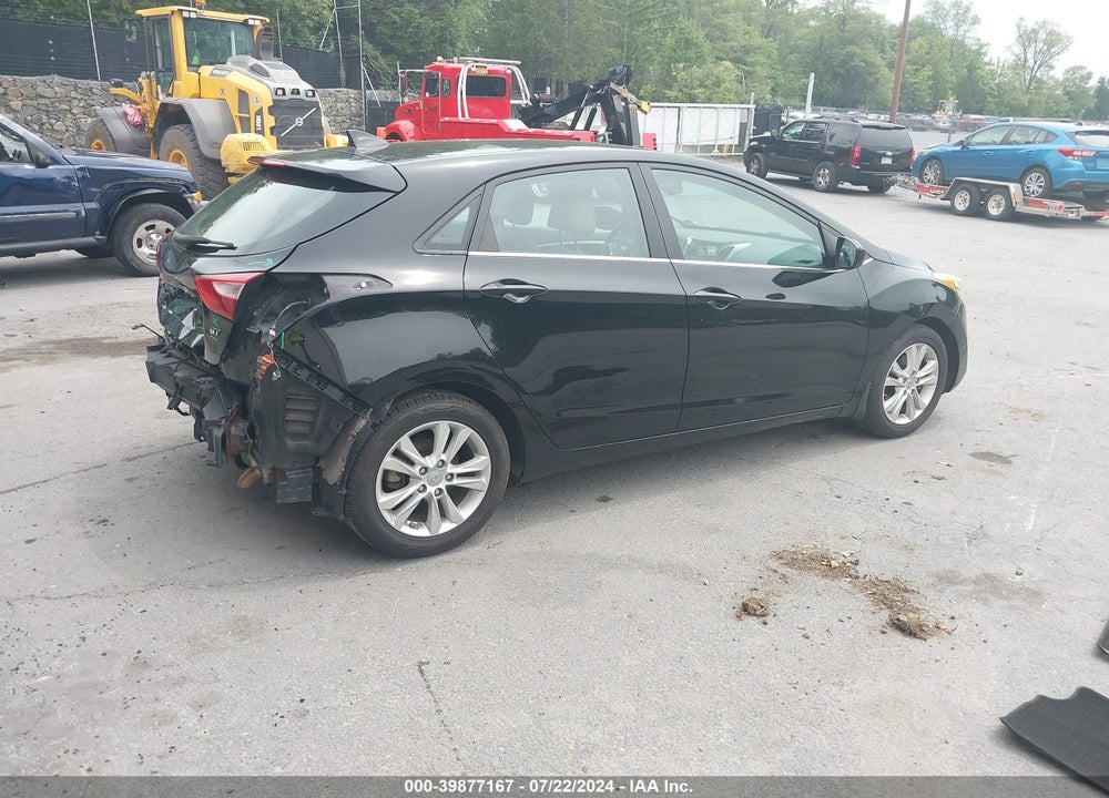 2013 HYUNDAI ELANTRA GT VIN: KMHD35LEXDU052758