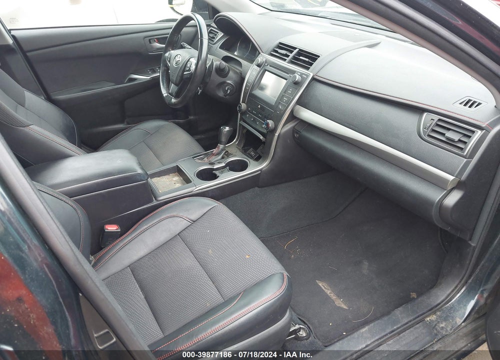 2017 TOYOTA CAMRY SE VIN: 4T1BF1FK5HU294422