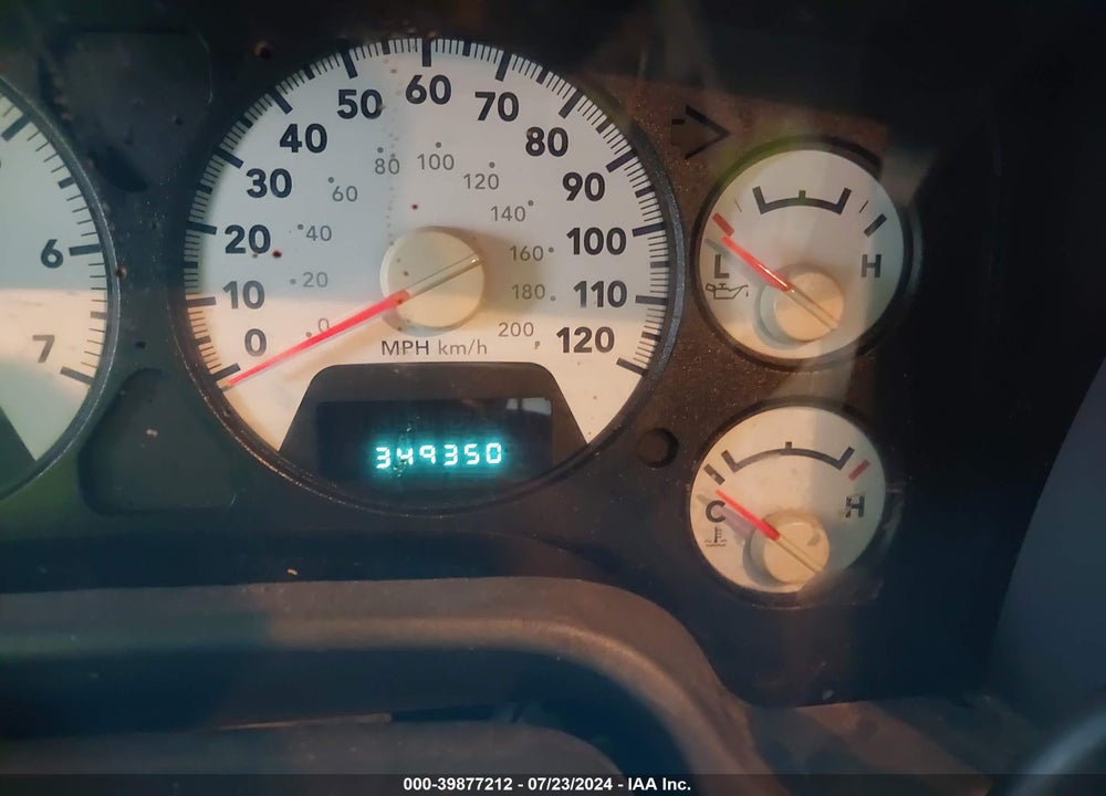 2008 DODGE RAM 1500 SLT VIN: 1D7HA18N18S589569