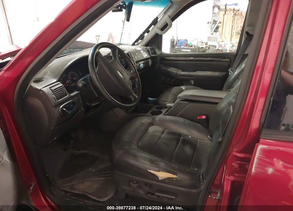 2004 FORD EXPLORER VIN: 1FMZU75W64UC00036