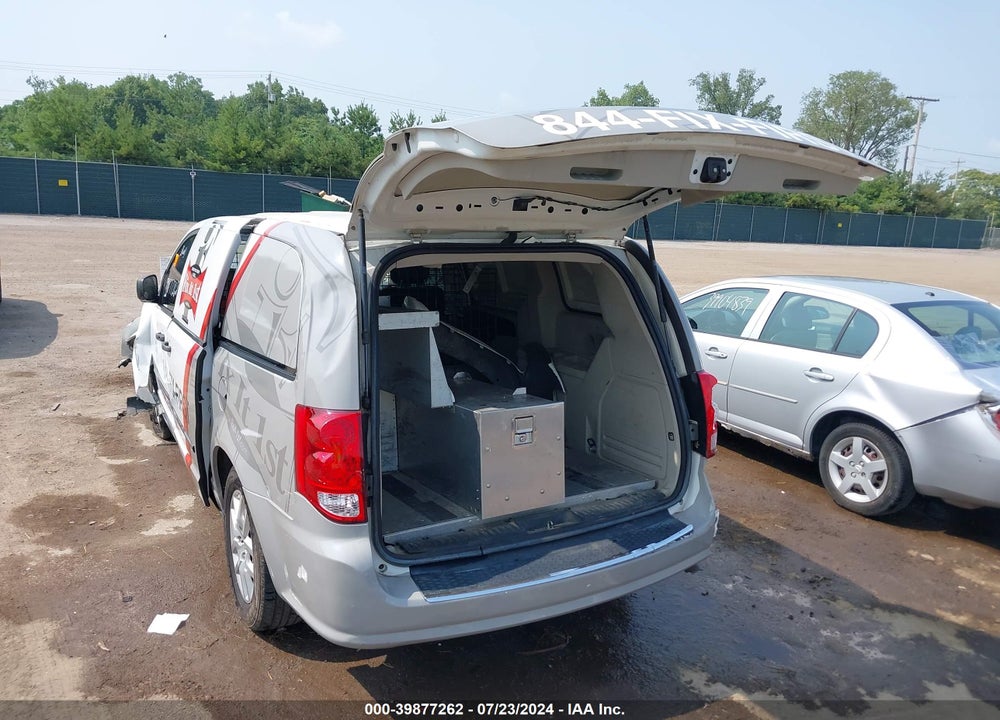 2014 RAM CARGO TRADESMAN VIN: 2C4JRGAG1ER352919