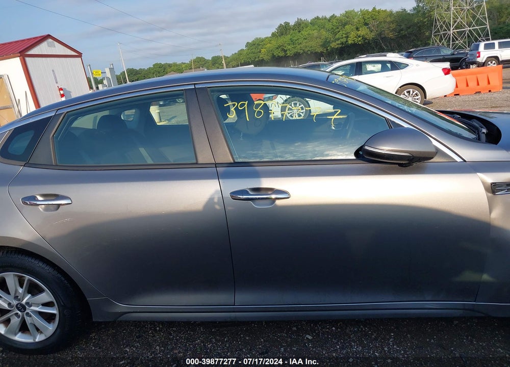 2016 KIA OPTIMA LX VIN: 5XXGT4L33GG030170