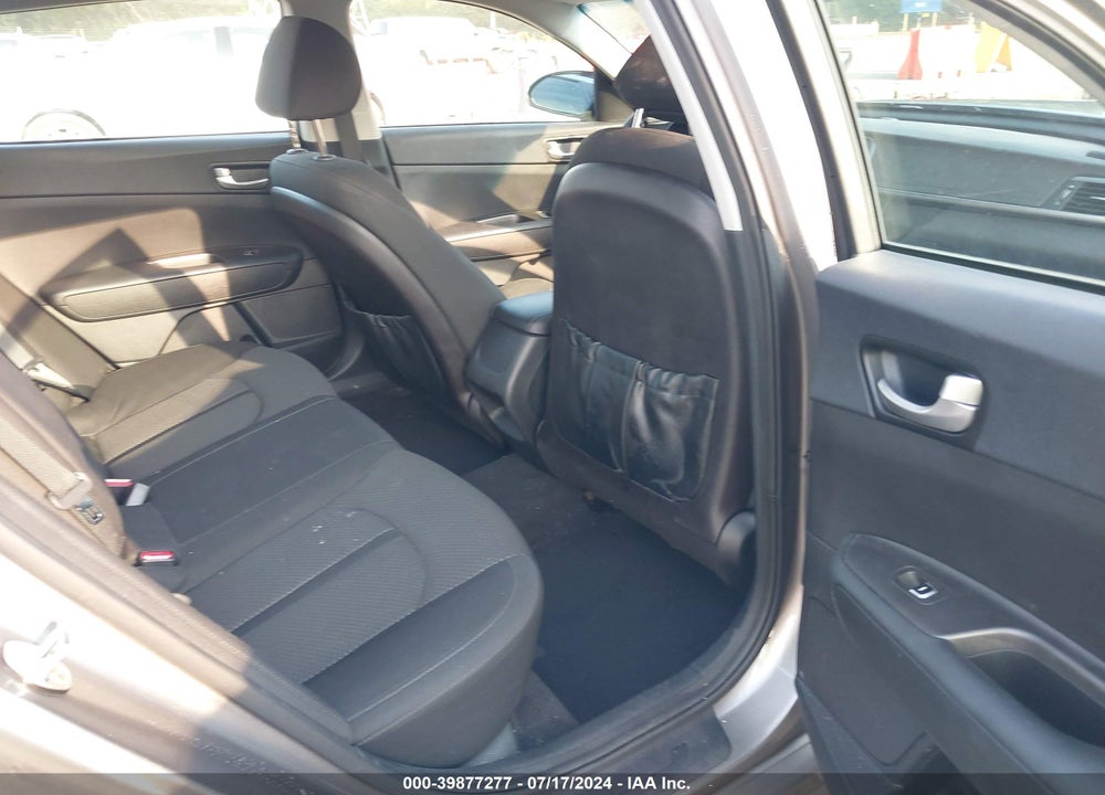 2016 KIA OPTIMA LX VIN: 5XXGT4L33GG030170