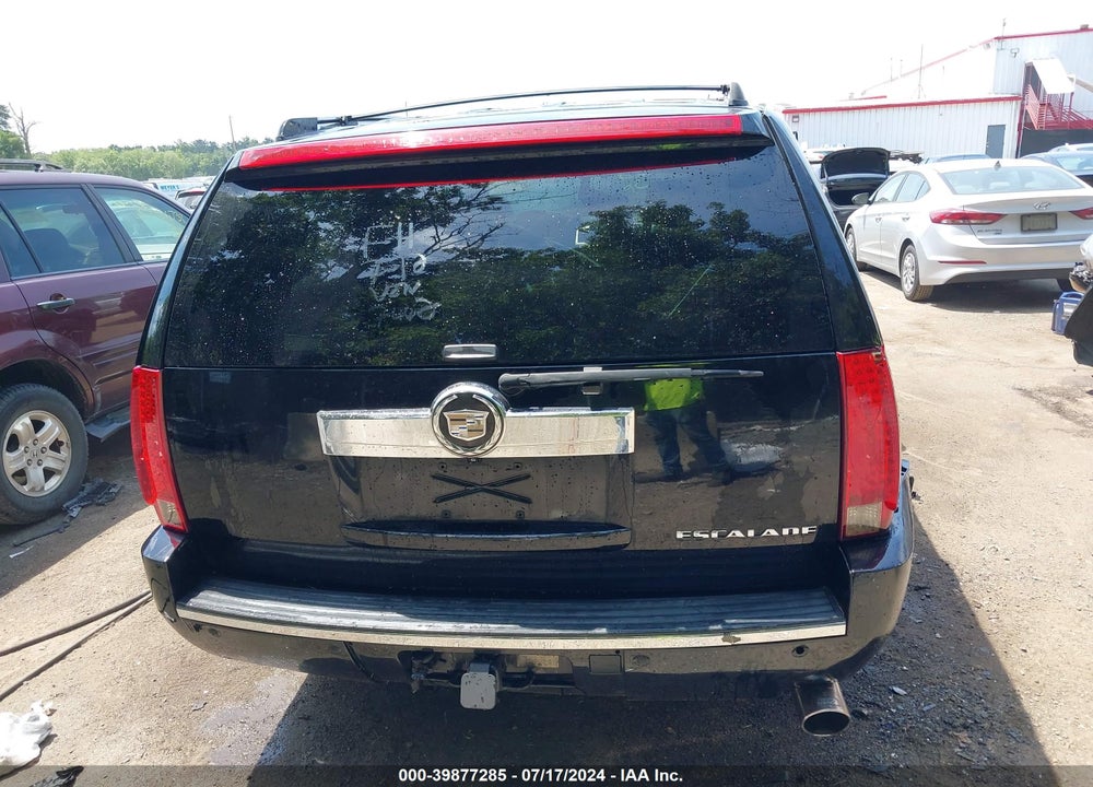 2008 CADILLAC ESCALADE STANDARD VIN: 1GYFK63868R237442