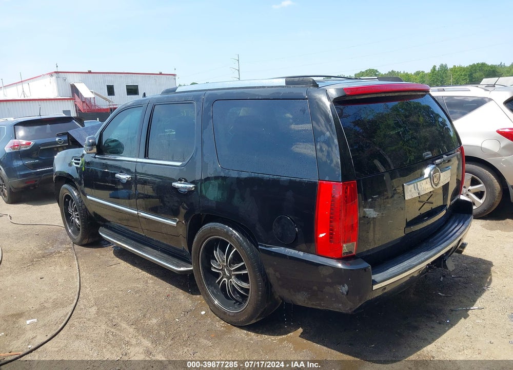 2008 CADILLAC ESCALADE STANDARD VIN: 1GYFK63868R237442