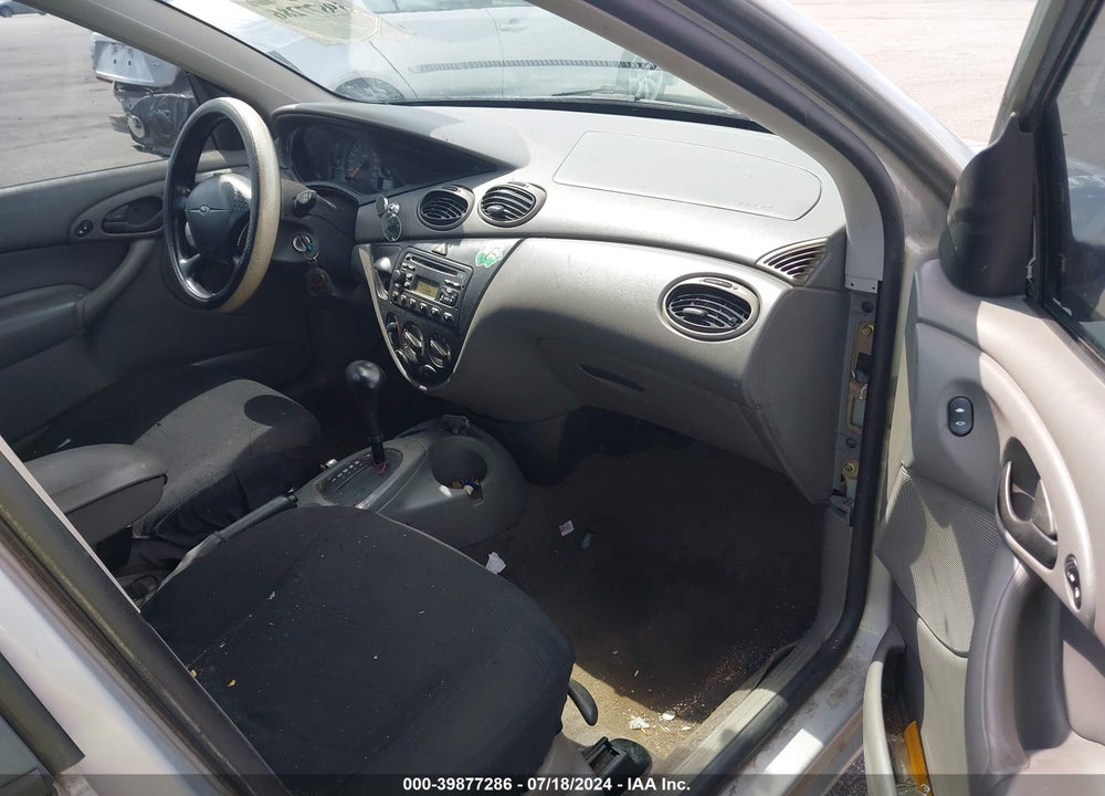 2001 FORD FOCUS SE VIN: 1FAFP36321W309983