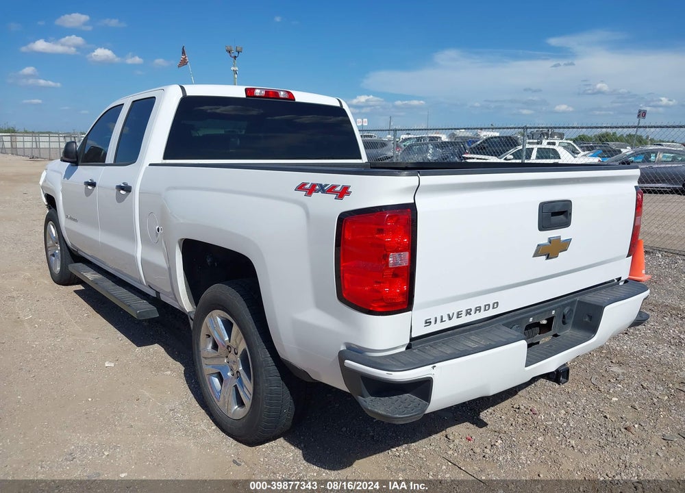 2017 CHEVROLET SILVERADO 1500 CUSTOM VIN: 1GCVKPEH3HZ370258