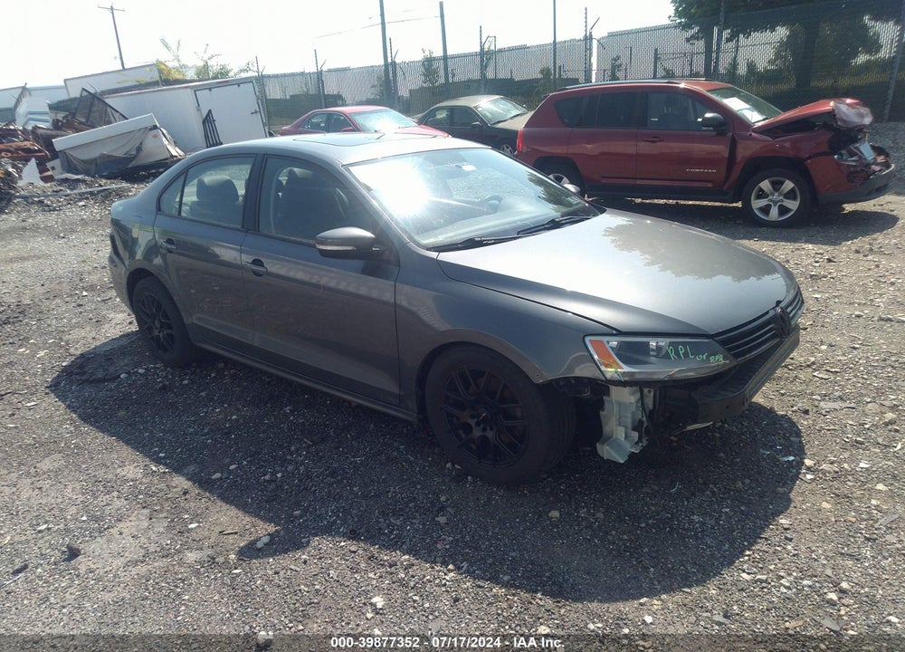 2012 VOLKSWAGEN JETTA 2.5L SE VIN: 3VWDP7AJ2CM362617