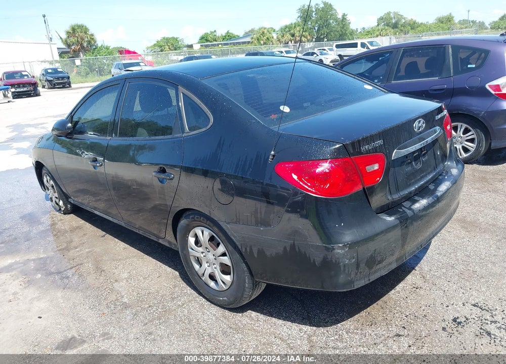 2010 HYUNDAI ELANTRA BLUE VIN: KMHDU4AD9AU111182