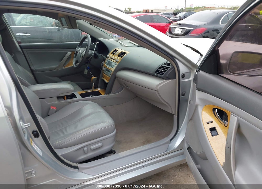 2007 TOYOTA CAMRY XLE V6 VIN: 4T1BK46K17U015964