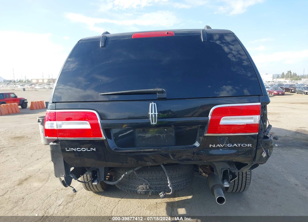 2014 LINCOLN NAVIGATOR L VIN: 5LMJJ3J56EEL06040