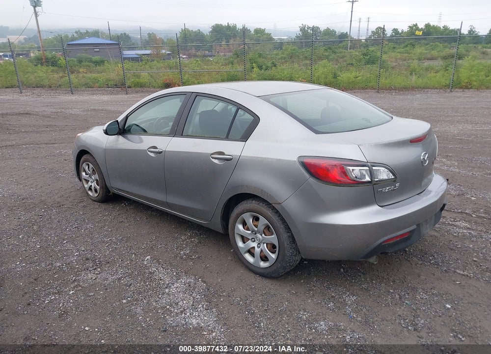 2011 MAZDA 3 I SPORT VIN: JM1BL1UG1B1497280