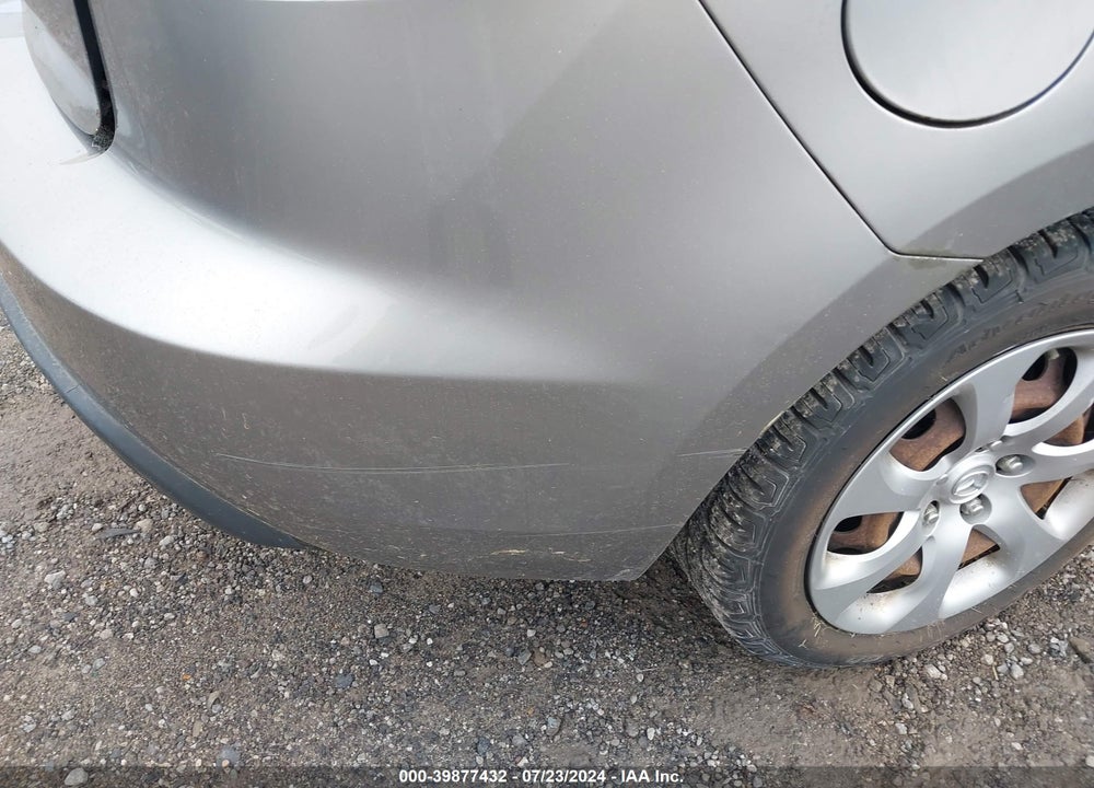 2011 MAZDA 3 I SPORT VIN: JM1BL1UG1B1497280