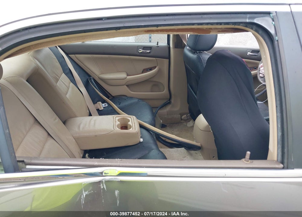 2006 HONDA ACCORD SDN EX-L V6 WITH NAVI VIN: 1HGCM66826A048184