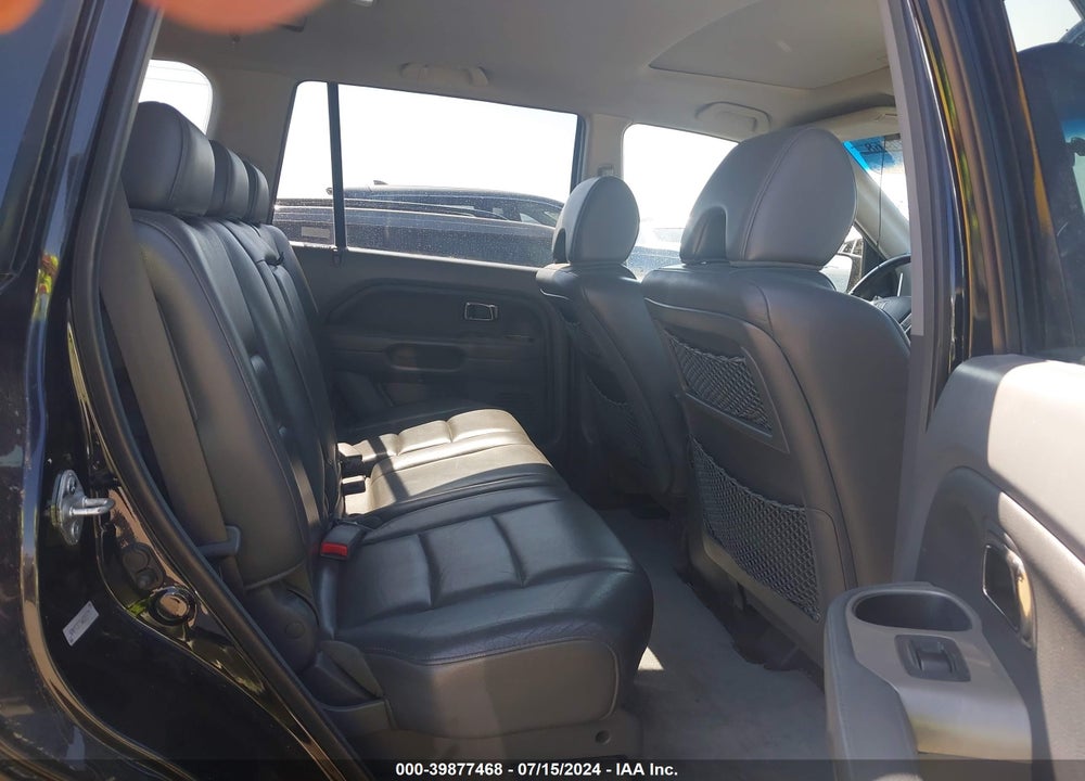 2006 HONDA PILOT EX-L VIN: 5FNYF28756B050479