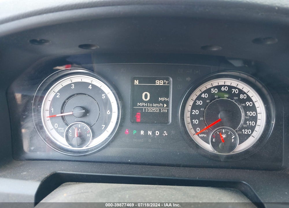 2016 RAM 1500 SLT VIN: 1C6RR6GT7GS326576