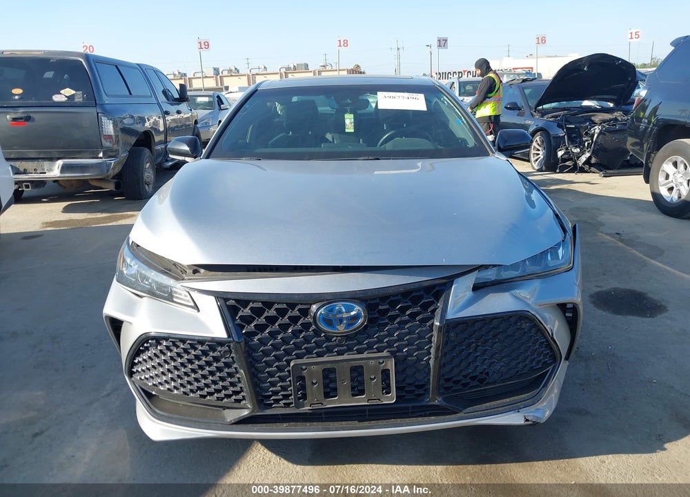 2019 TOYOTA AVALON HYBRID XSE VIN: 4T1B21FB8KU009506