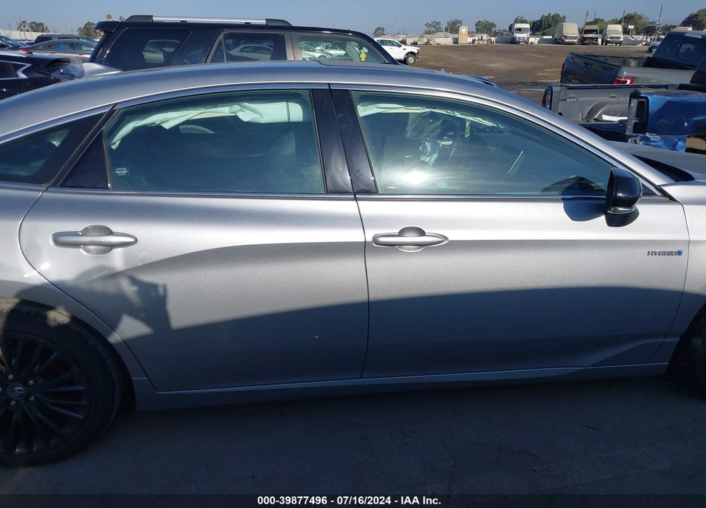 2019 TOYOTA AVALON HYBRID XSE VIN: 4T1B21FB8KU009506