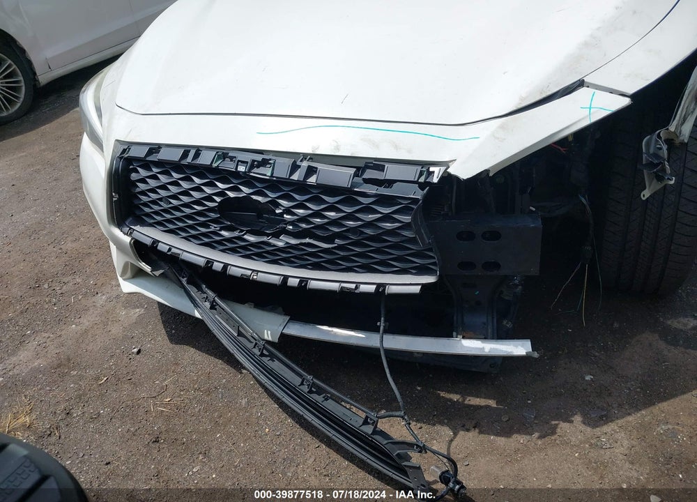 2018 INFINITI Q50 3.0T LUXE VIN: JN1EV7AR0JM443906