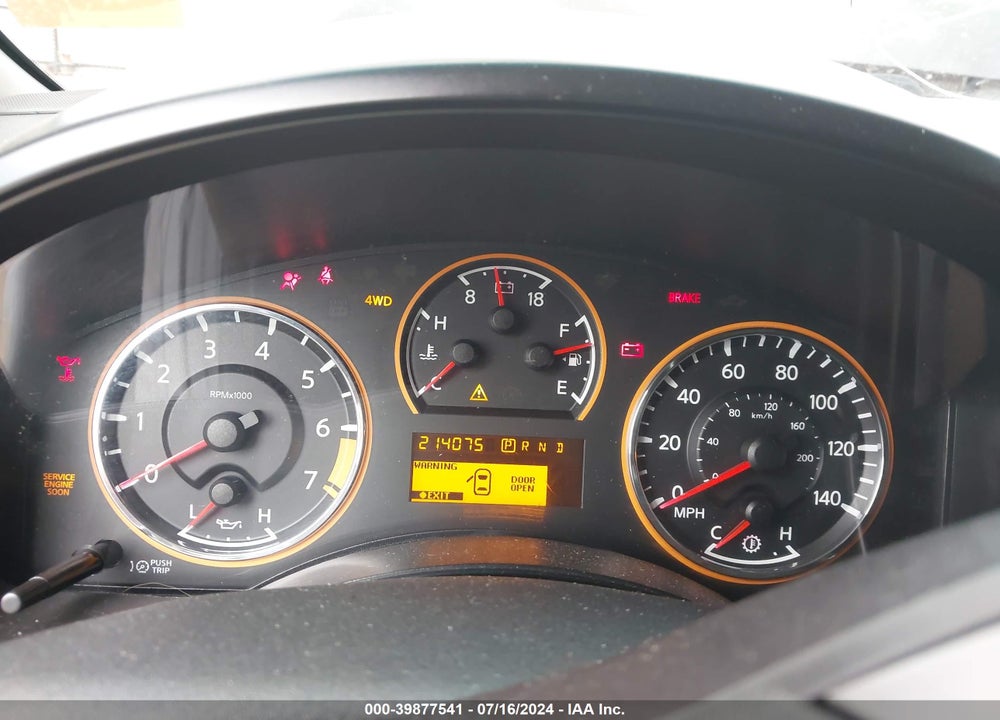 2010 NISSAN TITAN LE VIN: 1N6BA0EC2AN320284