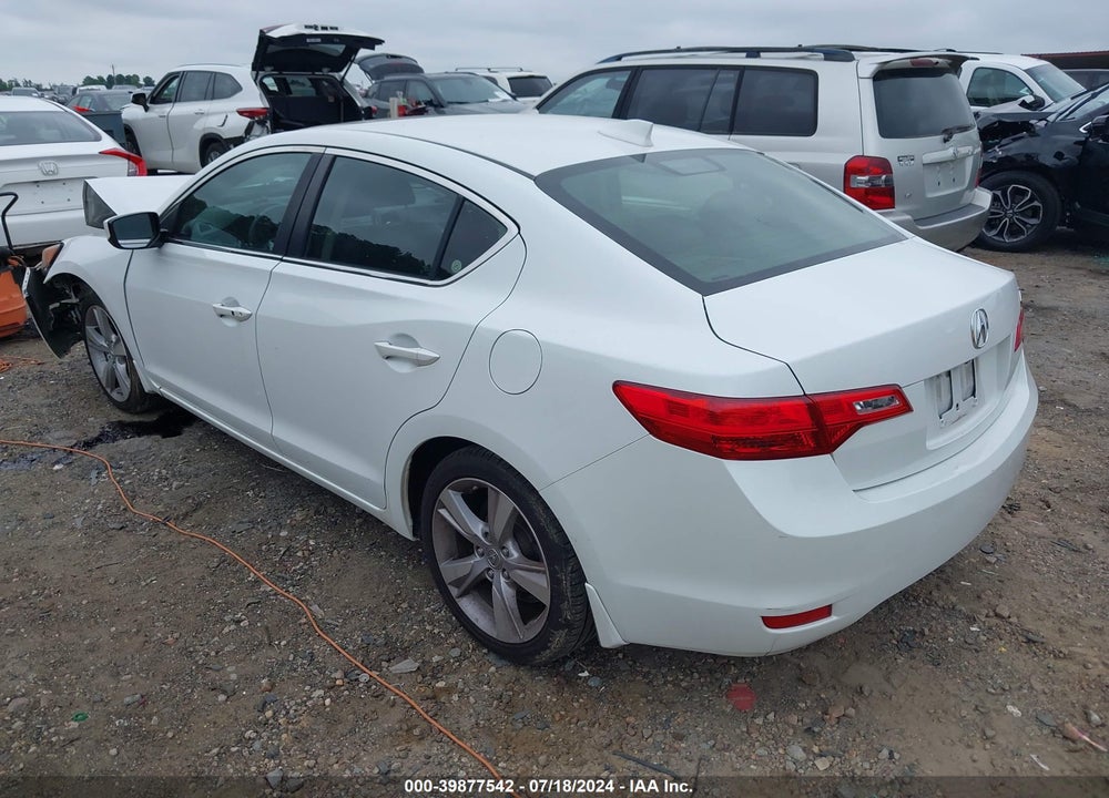 2014 ACURA ILX 2.0L VIN: 19VDE1F30EE015194
