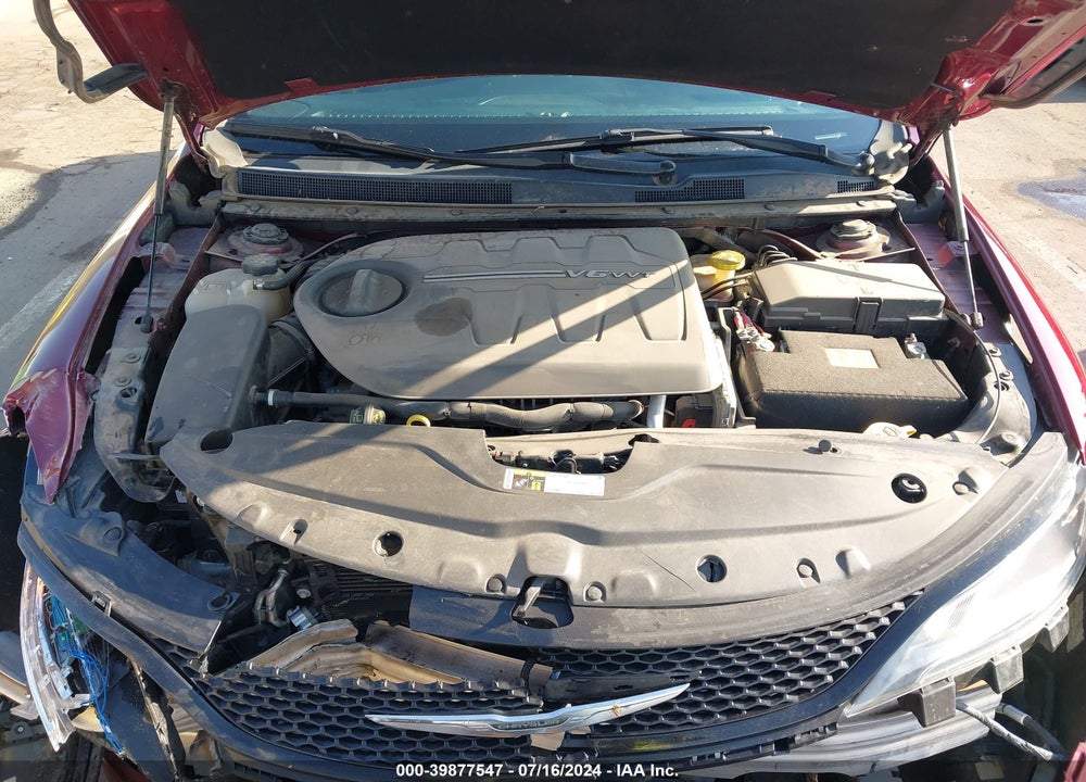 2015 CHRYSLER 200 S VIN: 1C3CCCBG7FN533219