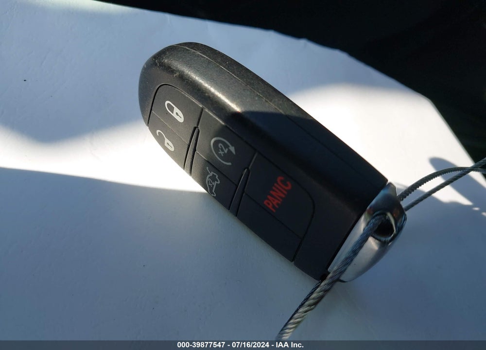 2015 CHRYSLER 200 S VIN: 1C3CCCBG7FN533219