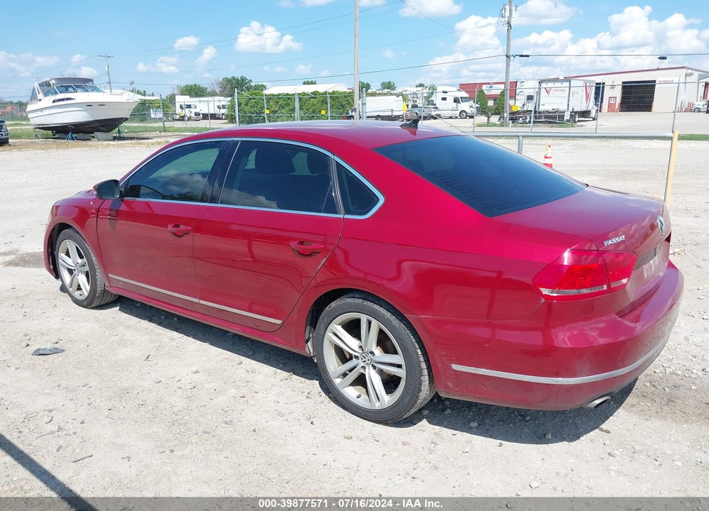 2015 VOLKSWAGEN PASSAT 2.0L TDI SEL PREMIUM VIN: 1VWCV7A36FC061891