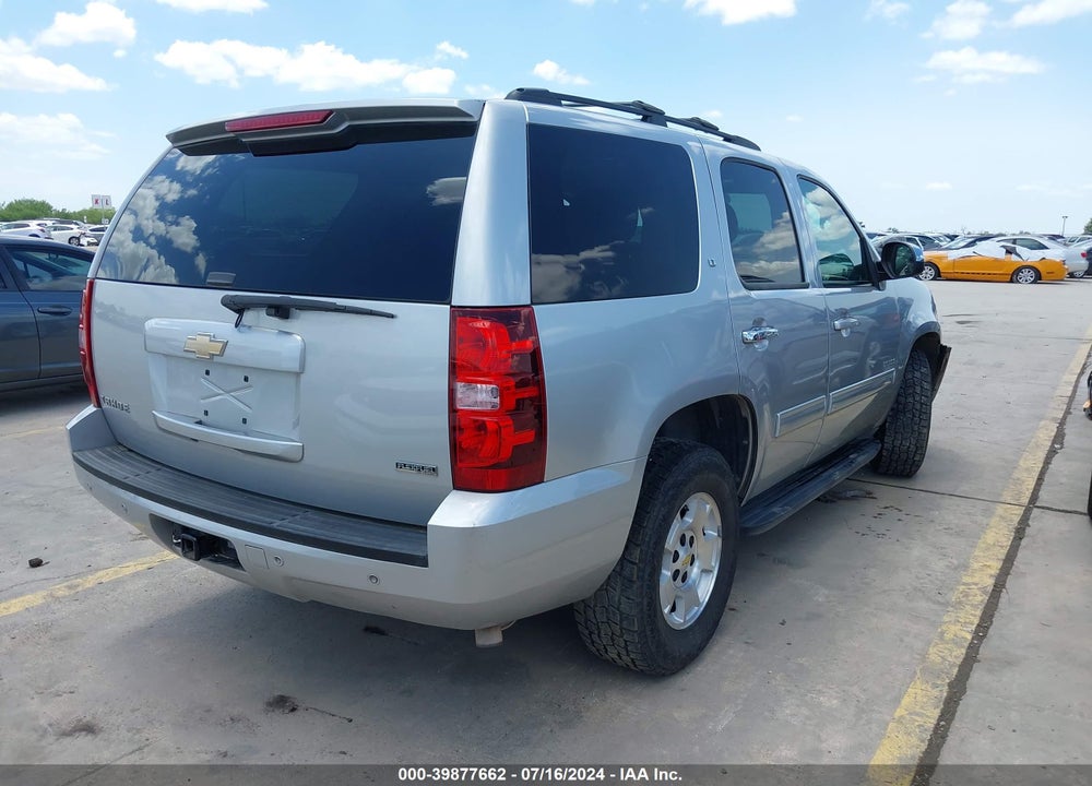 2011 CHEVROLET TAHOE LT VIN: 1GNSCBE06BR371559