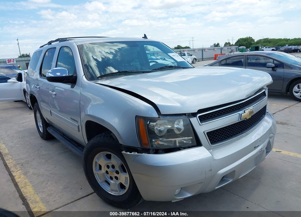 2011 CHEVROLET TAHOE LT VIN: 1GNSCBE06BR371559