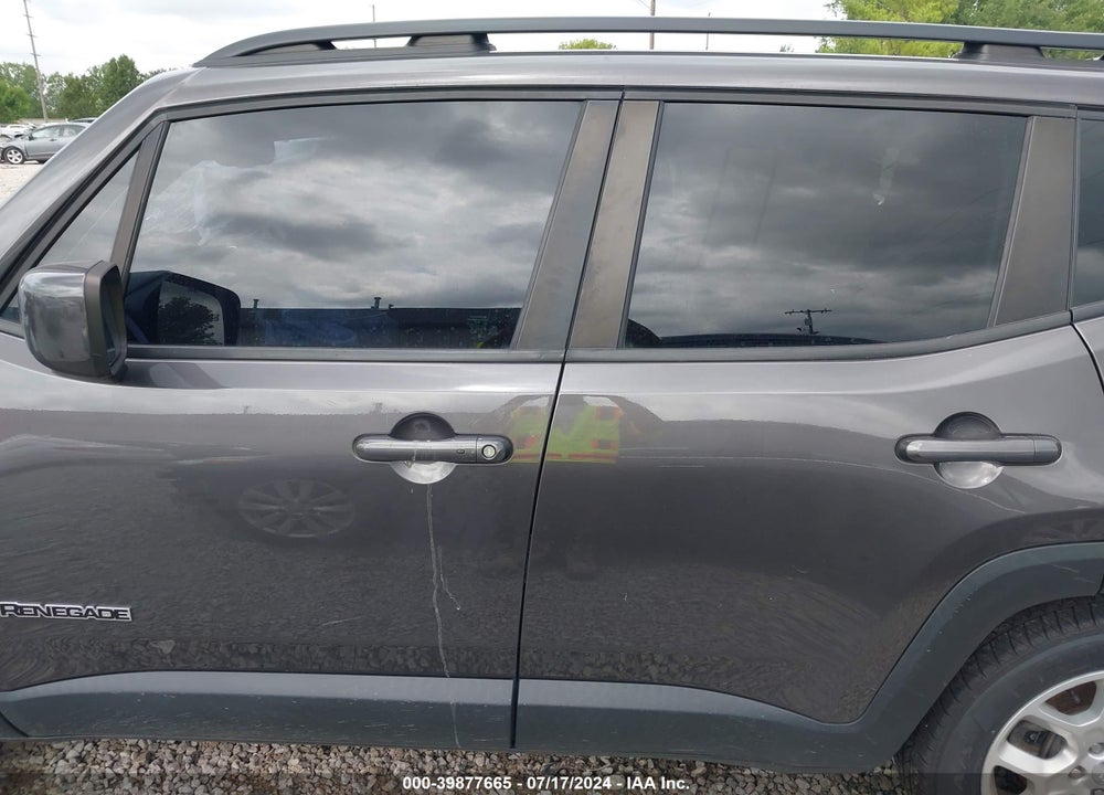 2018 JEEP RENEGADE LATITUDE FWD VIN: ZACCJABB6JPH08487