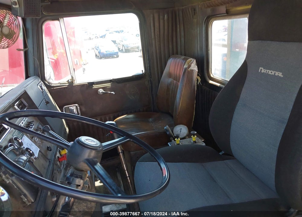 1987 KENWORTH W900 W900 VIN: 1NKWL29X9HS344597