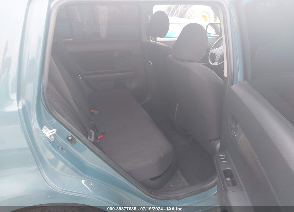 2008 SCION XB VIN: JTLKE50E181014860