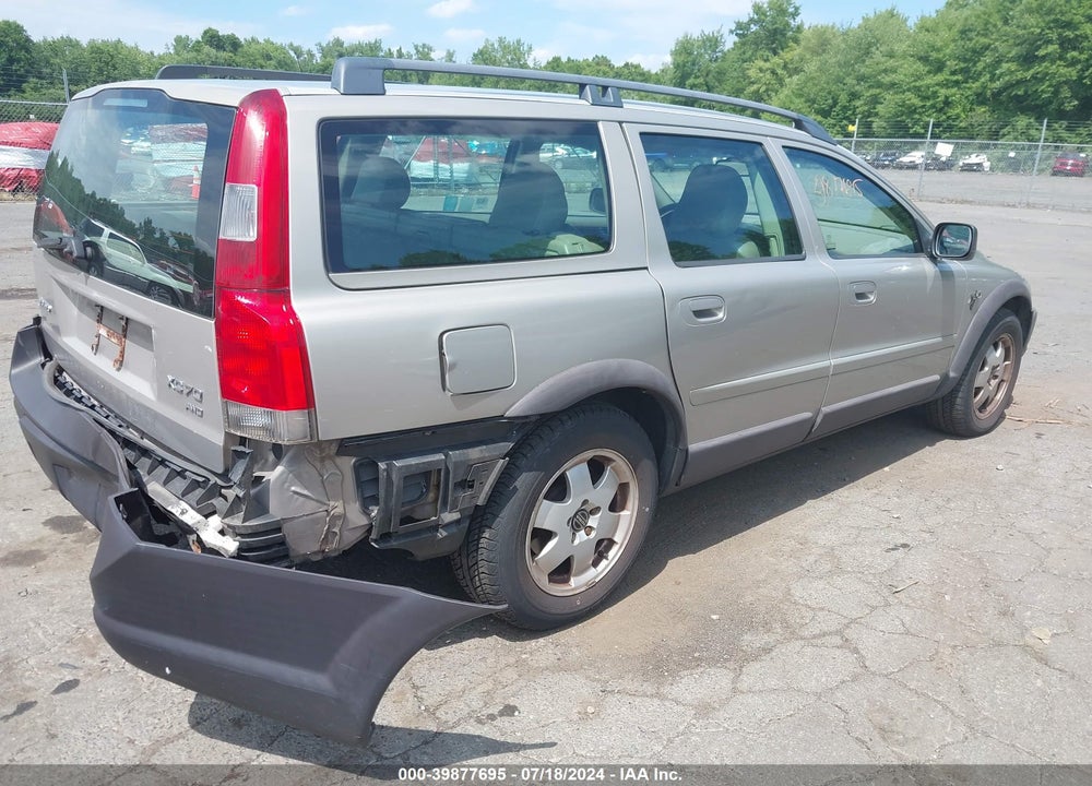 2004 VOLVO XC70 2.5T VIN: YV1SZ59H141147720