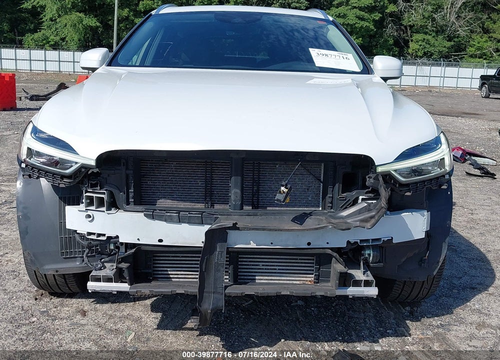 2018 VOLVO XC60 T5 MOMENTUM VIN: YV4102RK2J1045924
