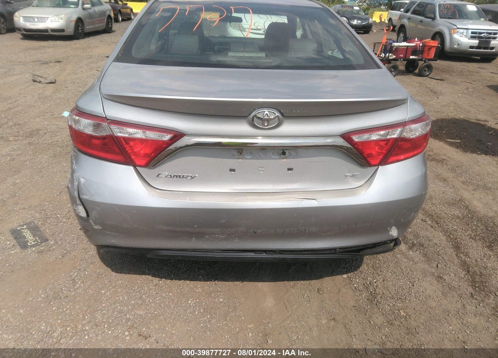 2015 TOYOTA CAMRY SE VIN: 4T1BF1FK4FU960036