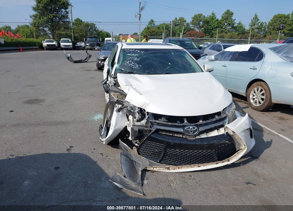 2016 TOYOTA CAMRY SE VIN: 4T1BF1FK4GU162136