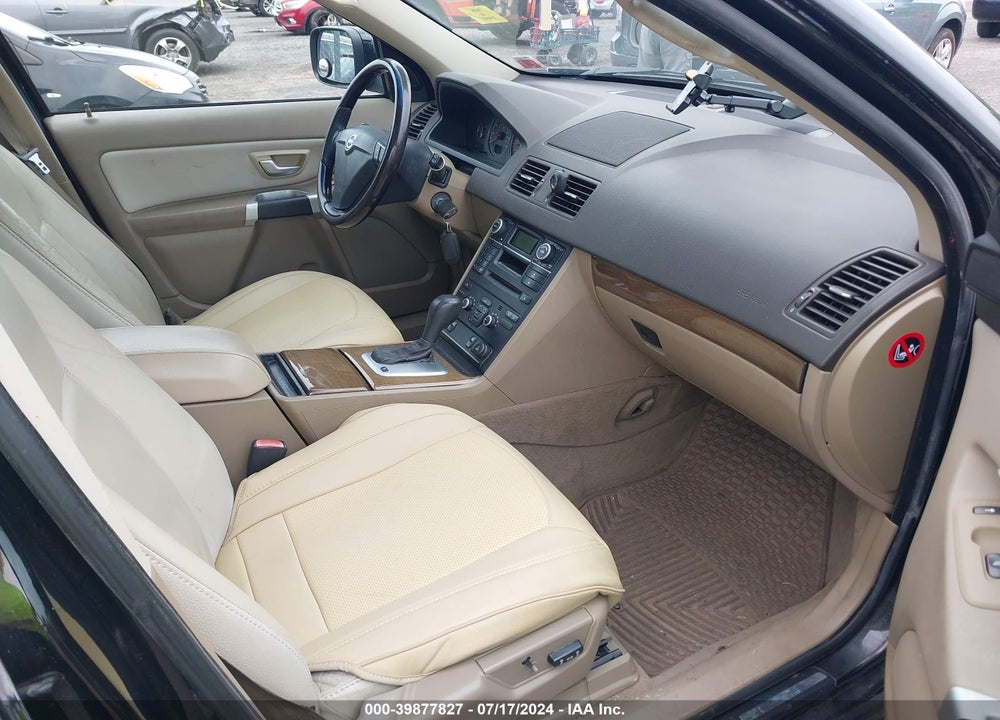 2010 VOLVO XC90 3.2 VIN: YV4982CY1A1538695